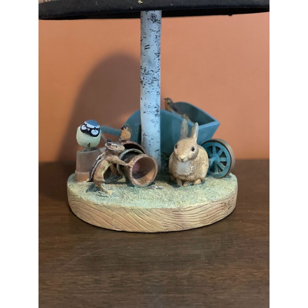 Vintage Cottagecore Bunny Garden fun Rabbit Bird Table Lamp Folk Art Shade - Picture 6 of 6